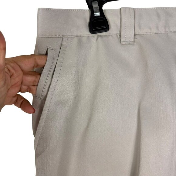 PGA Tour Men's Light Beige Golf Shorts Size 36 Zip Fly Pockets - Picture 3 of 8